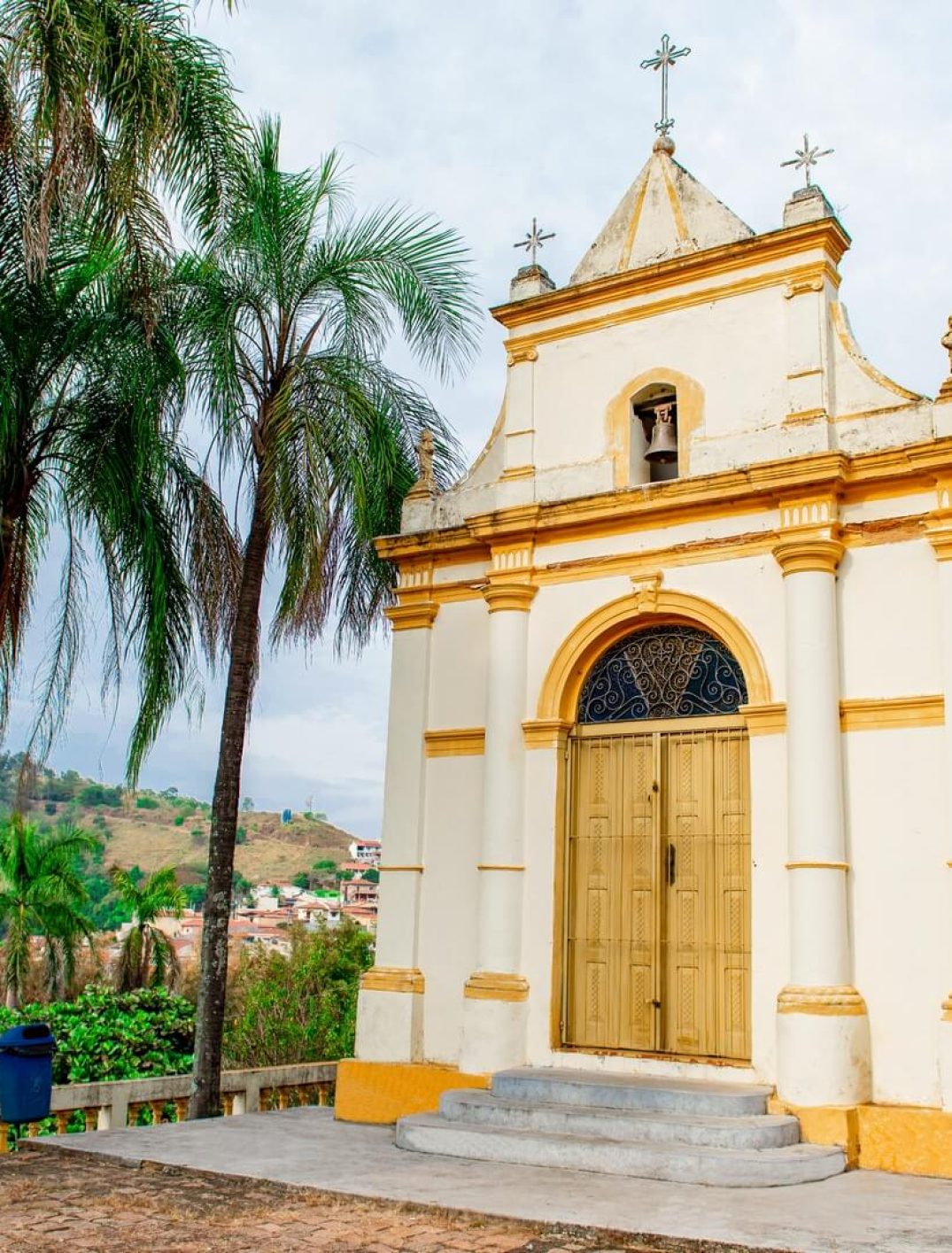 Igreja Matriz Serra Pedreira - shopping catalão